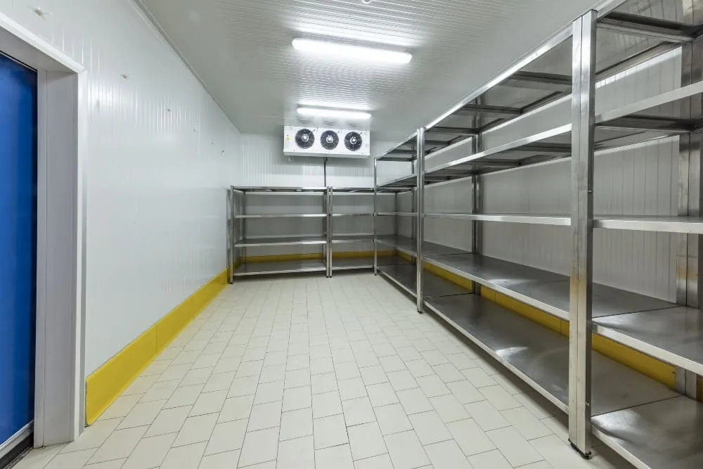 Reparación de urgencia de una cámara frigorífica en Gran Canaria
